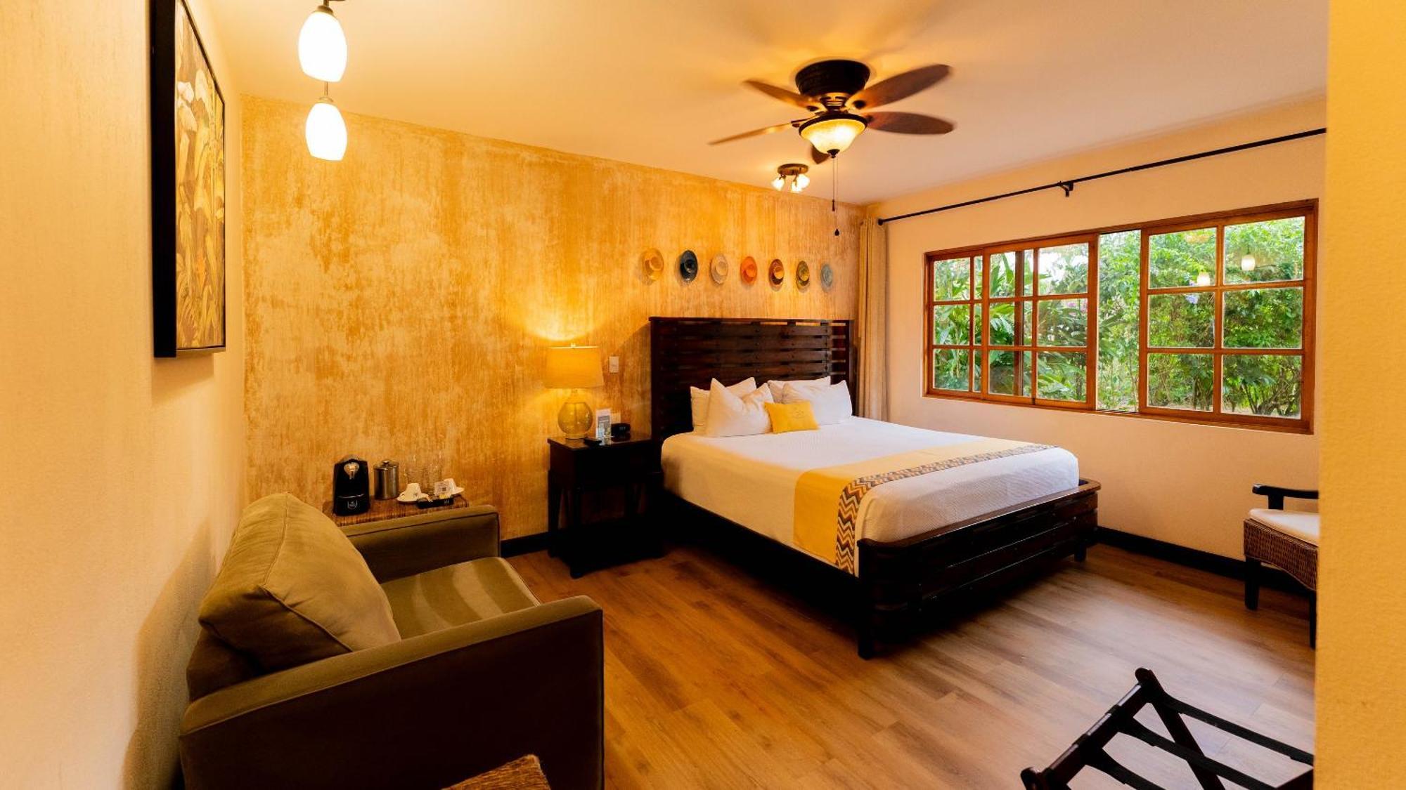 Buena Vista Chic Hotel Pilas Eksteriør bilde